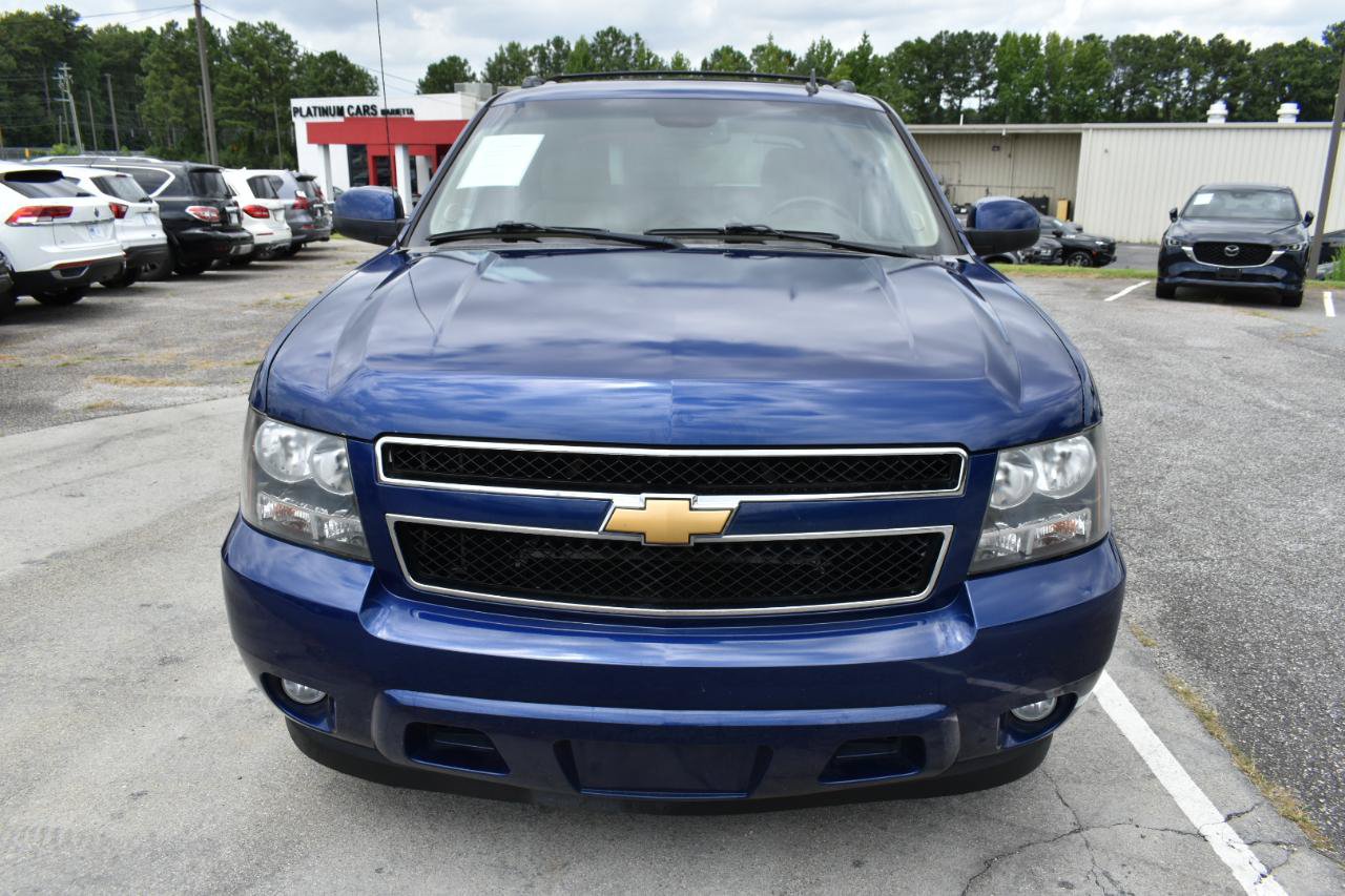 Used 2013 Chevrolet Avalanche LS RWD image 3