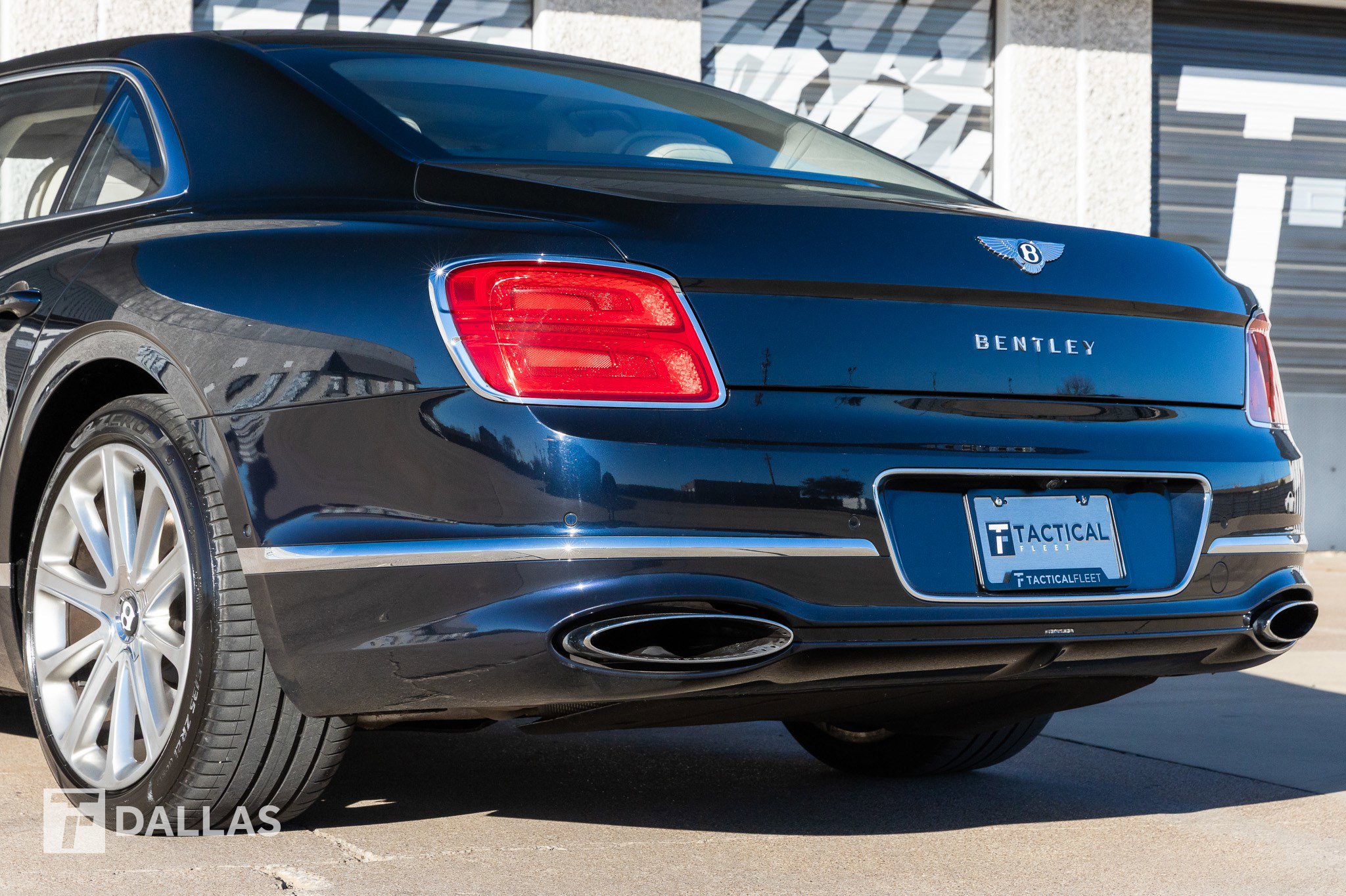 Used 2020 Bentley Flying Spur W12 image 14