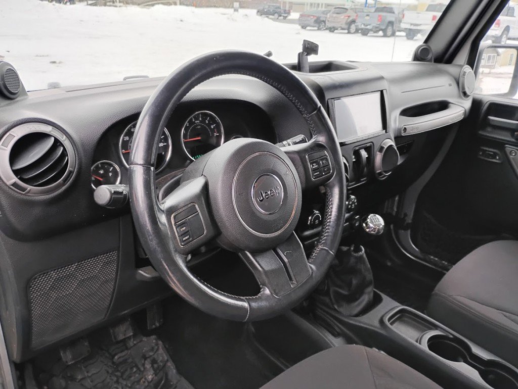 Used 2013 Jeep Wrangler Sport image 8