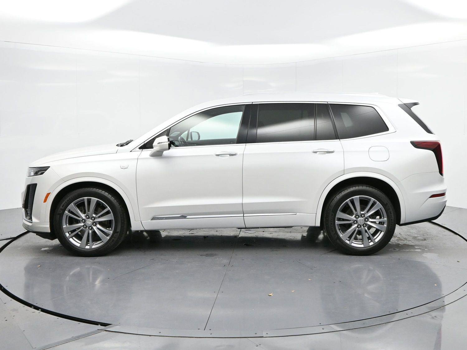 Certified 2024 Cadillac XT6 Premium Luxury image 4