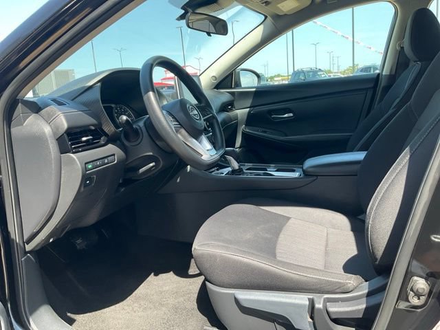 Used 2024 Nissan Sentra SV FWD image 3