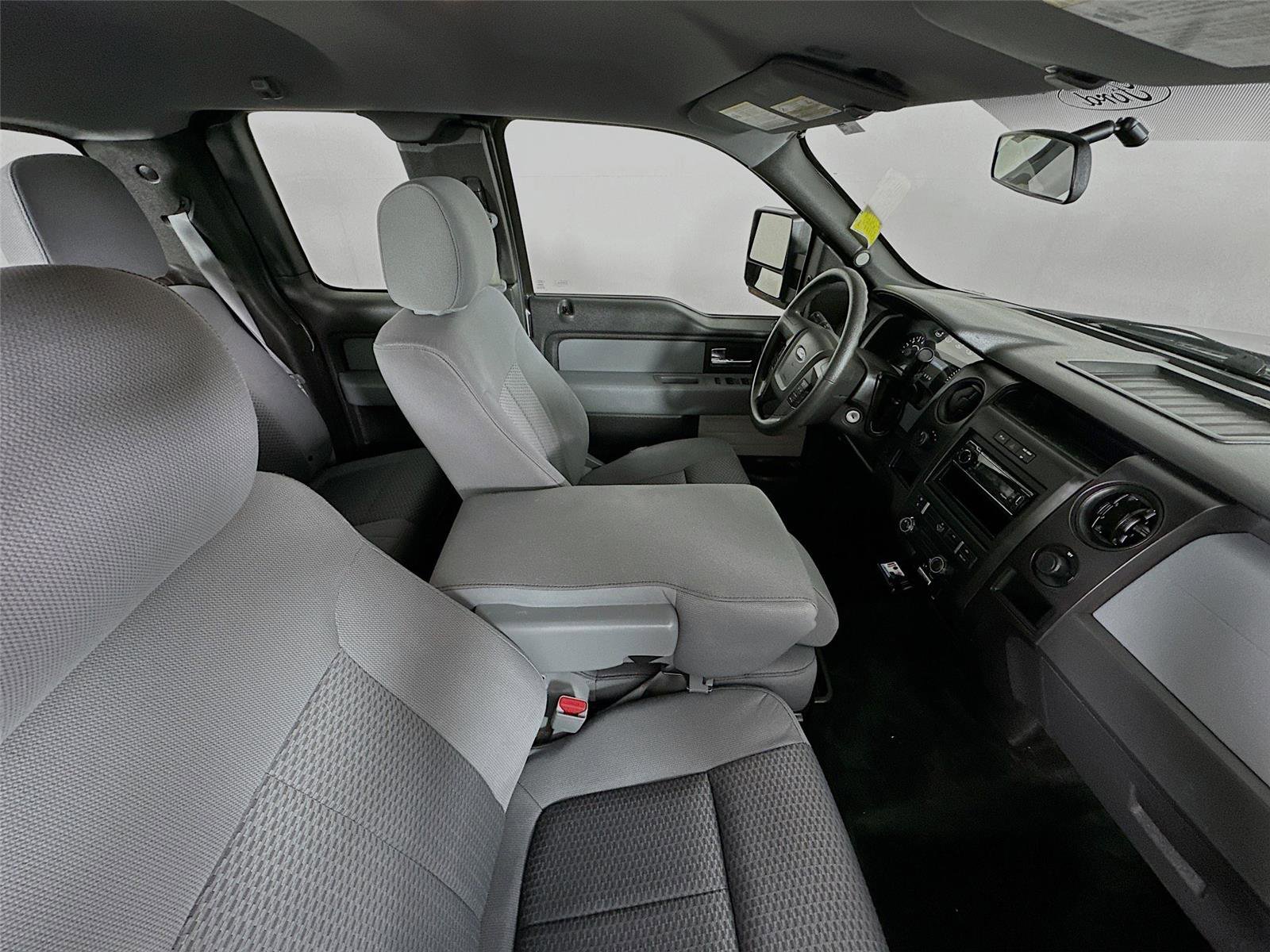 Used 2013 Ford F150 STX w/ Mid Equipment Group AWD/4WD image 25