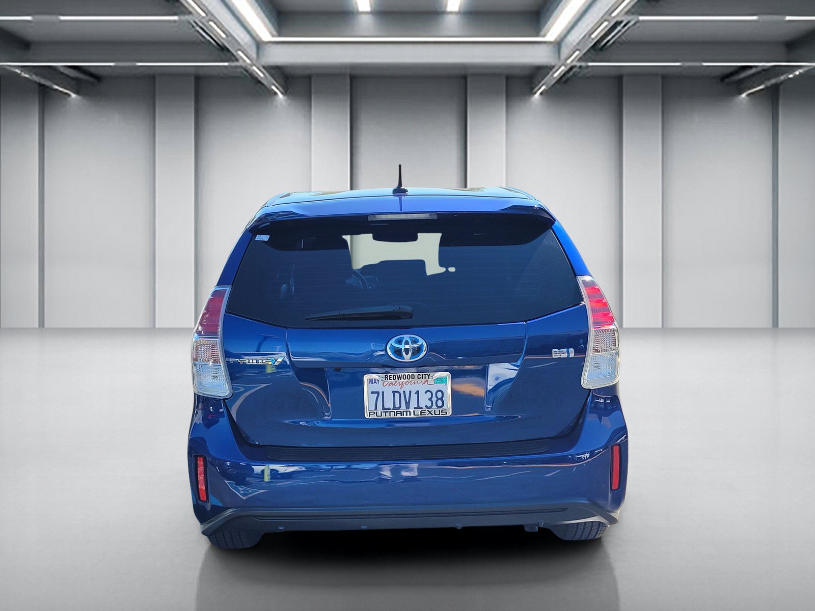 Used 2015 Toyota Prius V Three FWD image 6