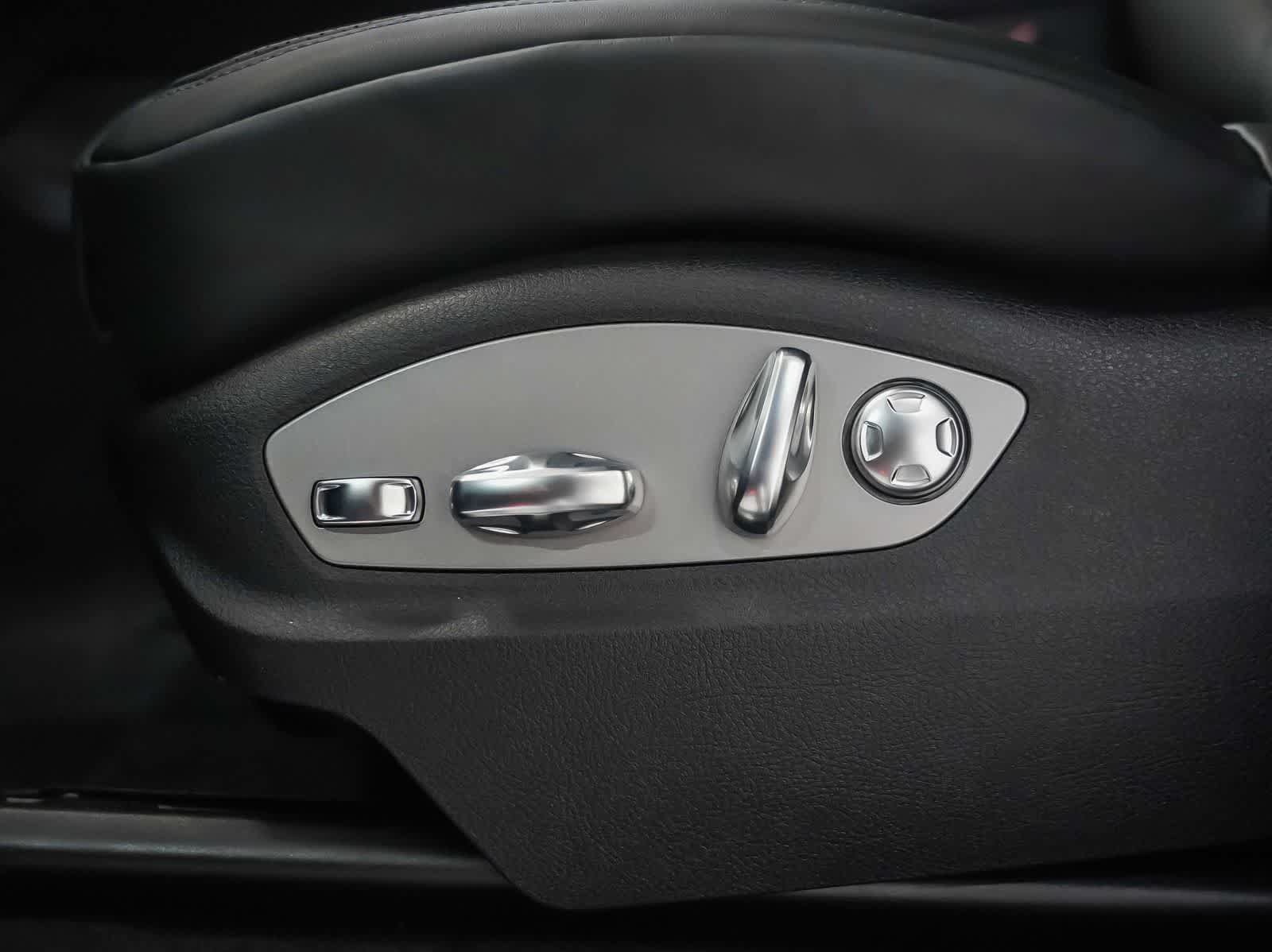 New 2026 Porsche Macan S AWD/4WD image 21