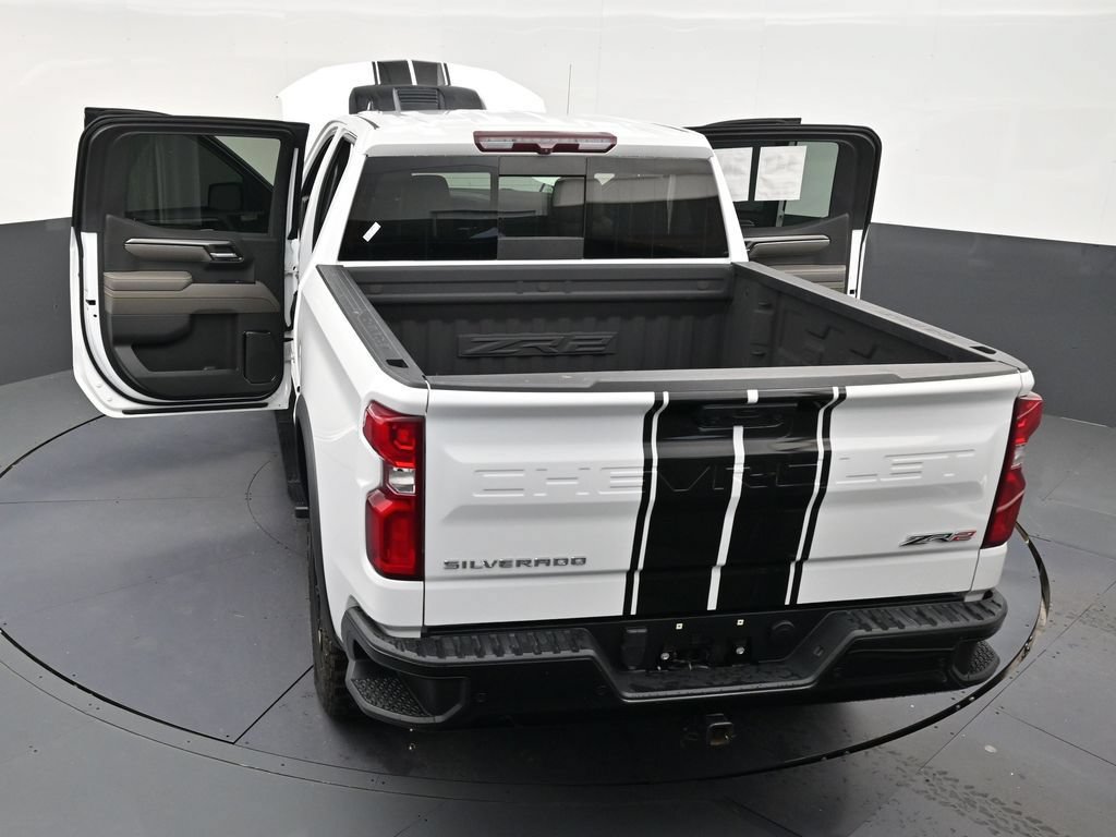 Used 2022 Chevrolet Silverado 1500 ZR2 AWD/4WD image 32