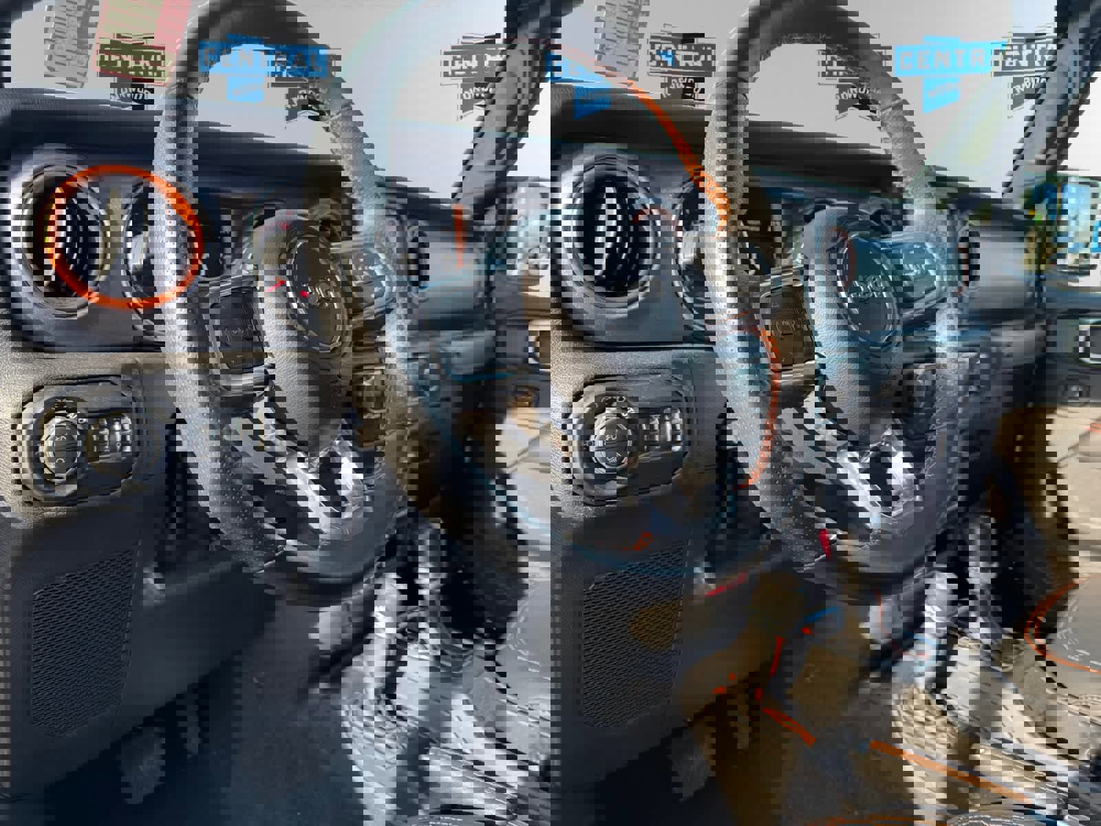 Certified 2022 Jeep Gladiator Mojave w/ Trailer Tow Package image 18