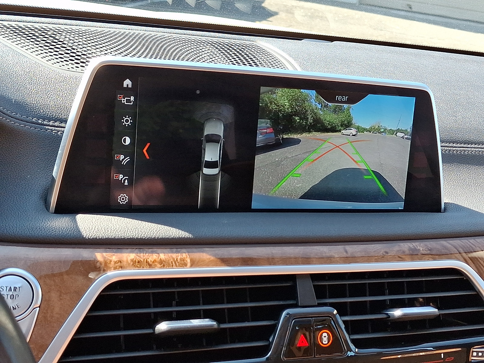 Used 2018 BMW 750i xDrive AWD/4WD image 16