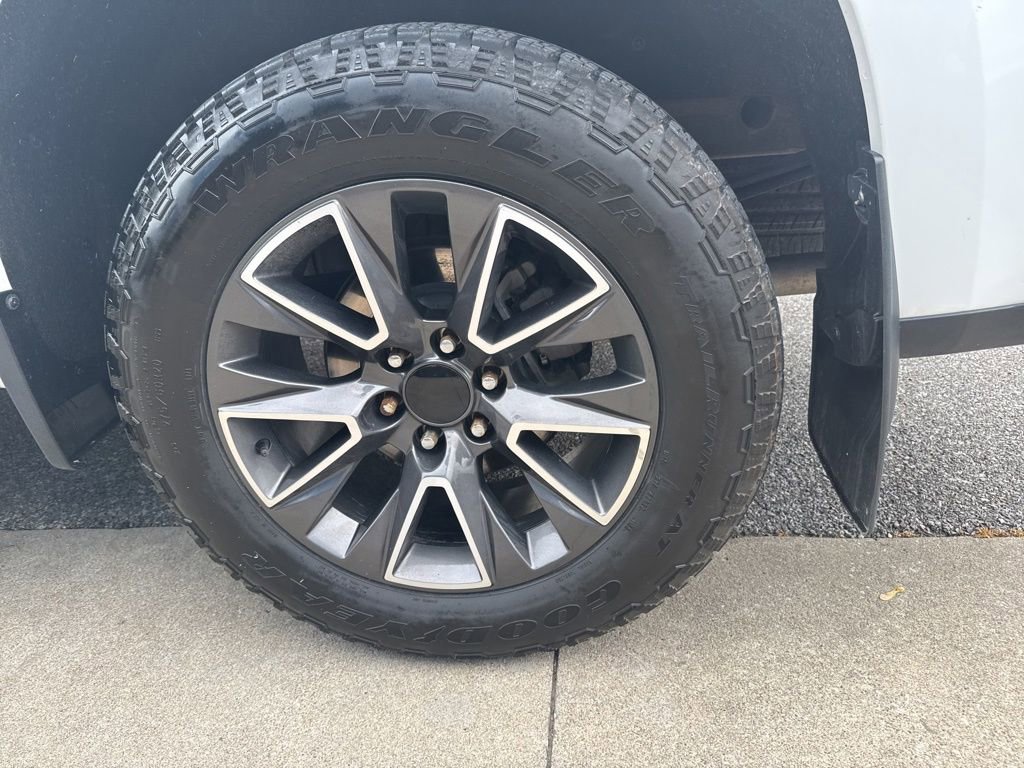 Used 2020 Chevrolet Silverado 1500 LT w/ All-Star Edition image 7