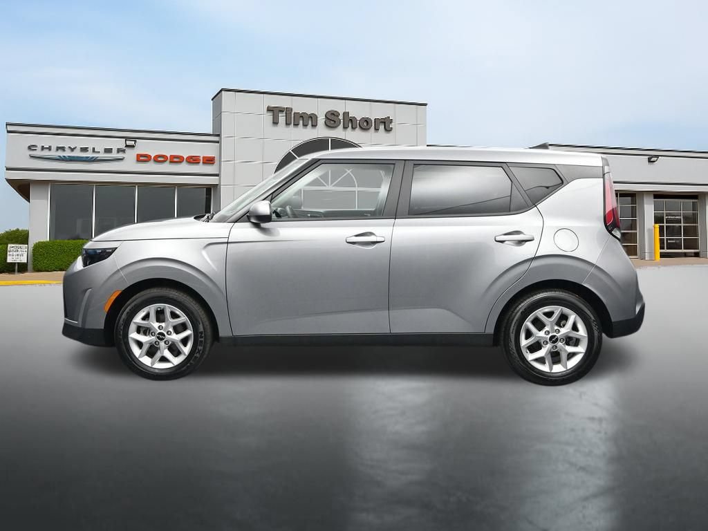 Used 2025 Kia Soul LX w/ LX Technology Package FWD video 2