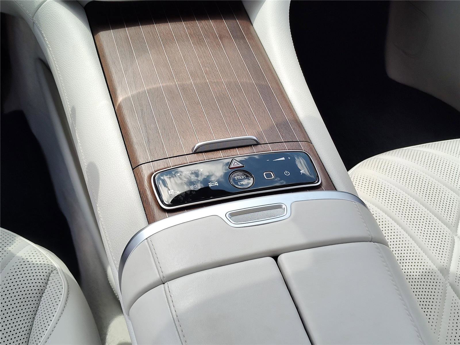 Certified 2022 Mercedes-Benz EQS 580 4MATIC Sedan image 18