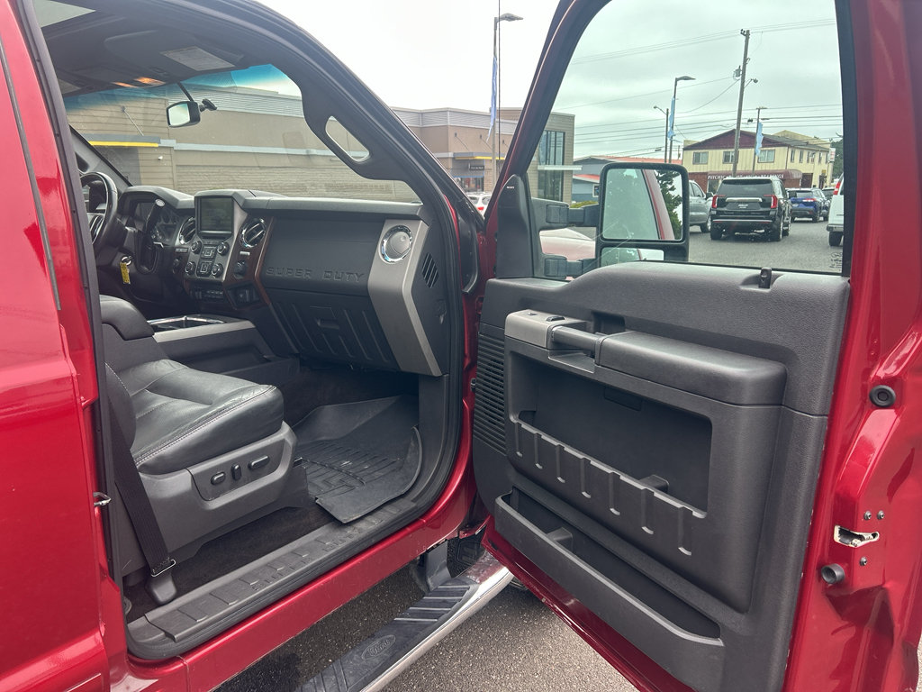 Used 2014 Ford F350 Lariat w/ Lariat Ultimate Package AWD/4WD image 26