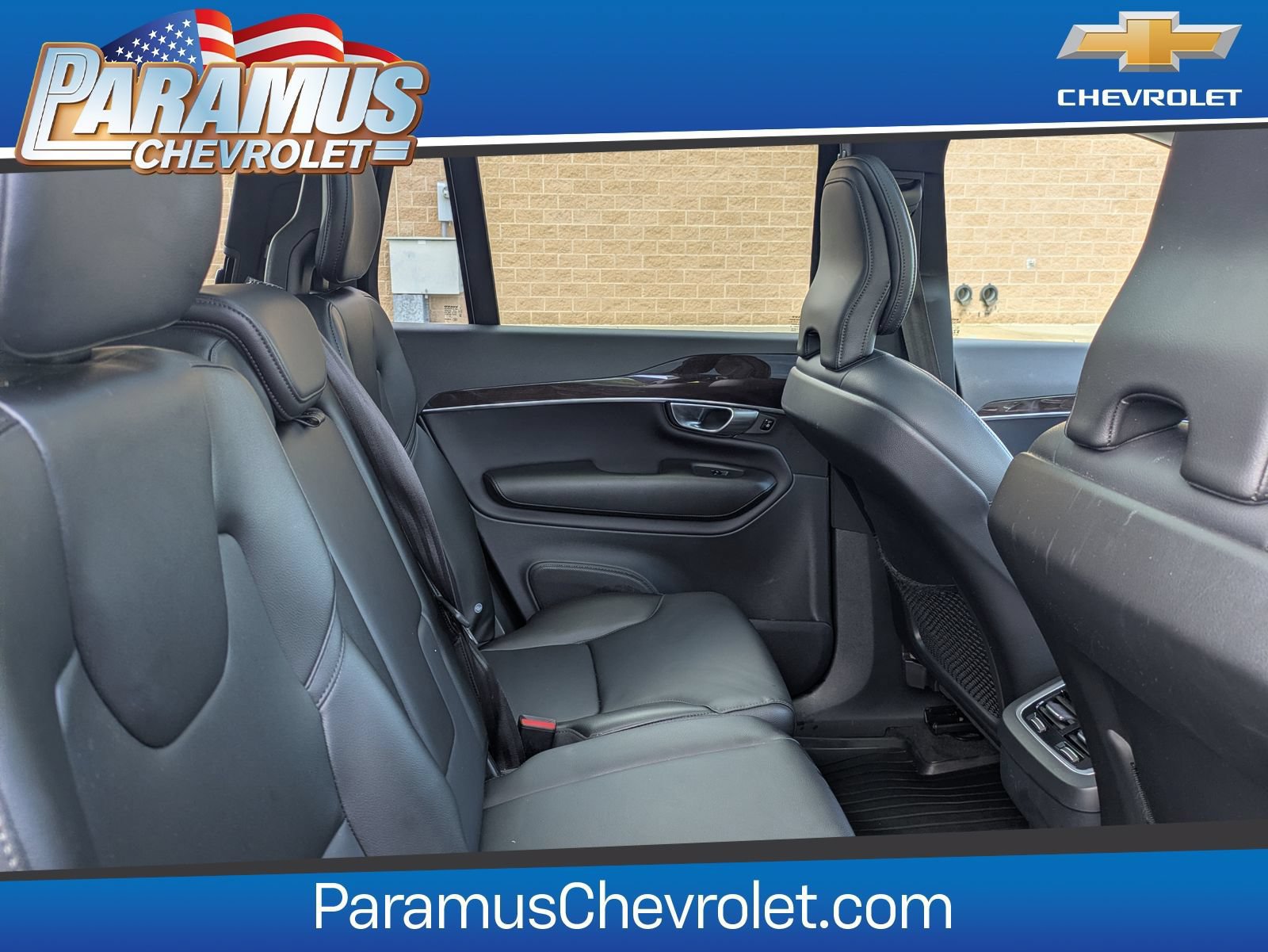 Used 2019 Volvo XC90 T5 Momentum w/ Multimedia Package AWD/4WD image 19