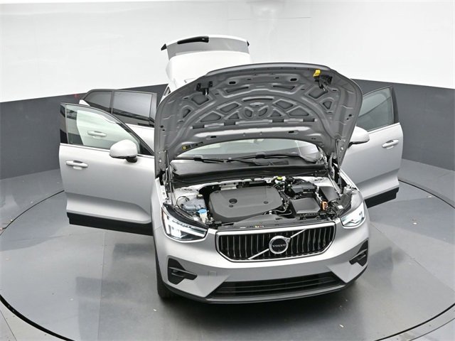 Used 2024 Volvo XC40 B5 Plus w/ Protection Package Premier image 49