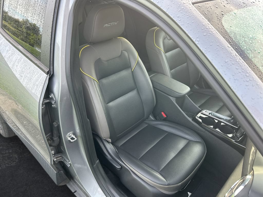Used 2024 Chevrolet Trax ACTIV w/ Driver Confidence Package FWD image 30