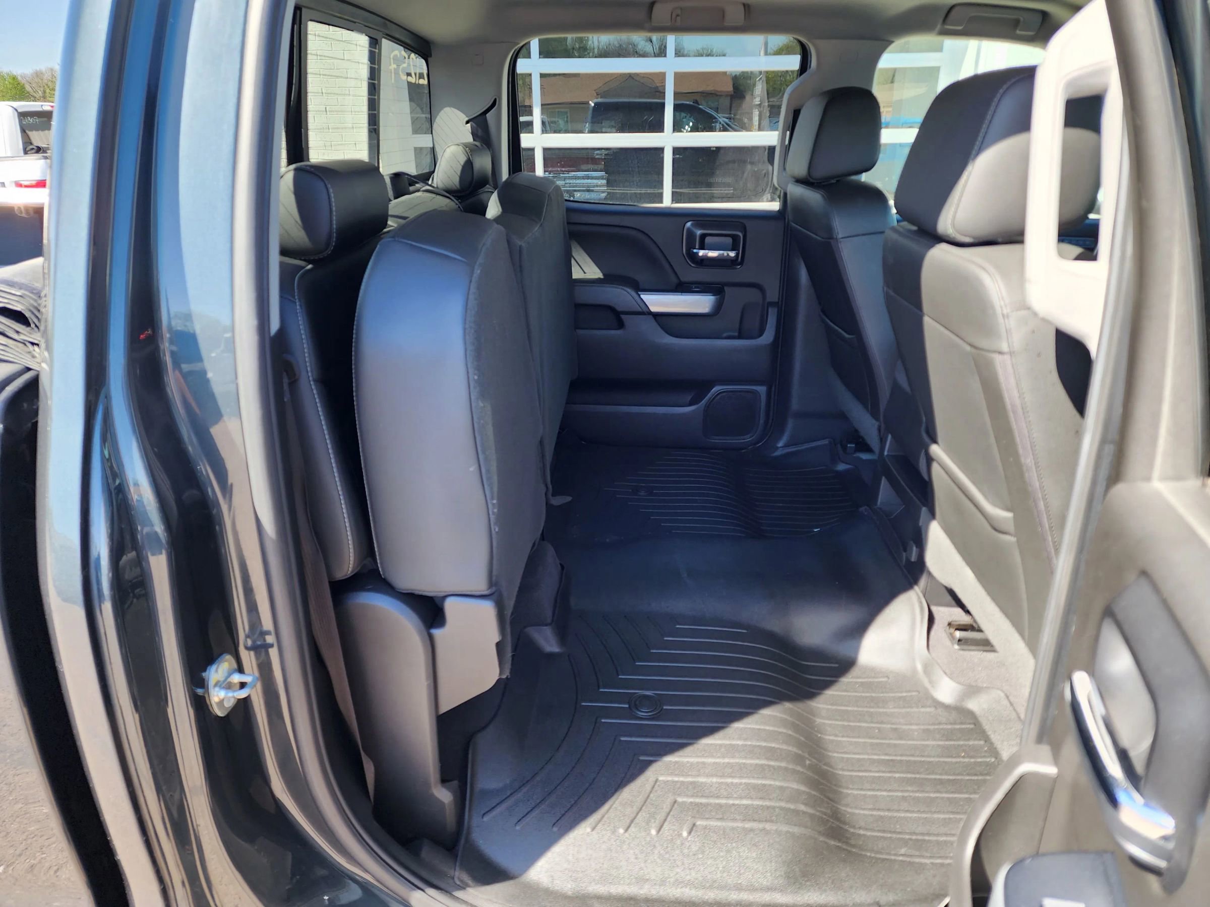 Used 2018 Chevrolet Silverado 2500 LTZ w/ LTZ Plus Package AWD/4WD image 12