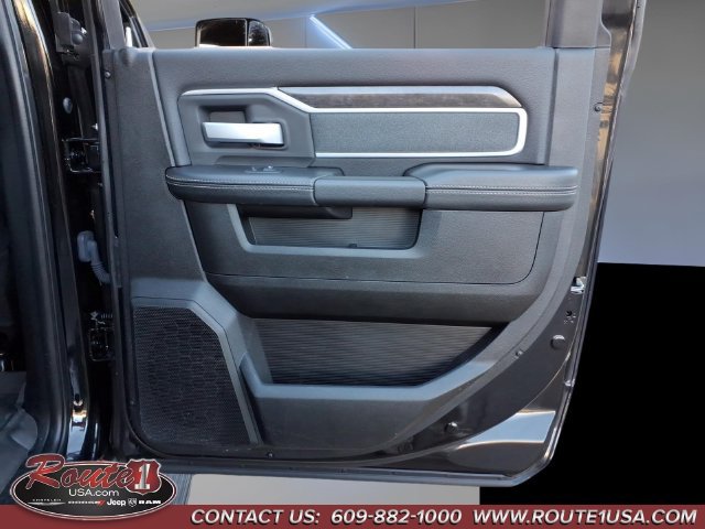 Used 2022 RAM 2500 Big Horn w/ Level C Equiment Group AWD/4WD image 27
