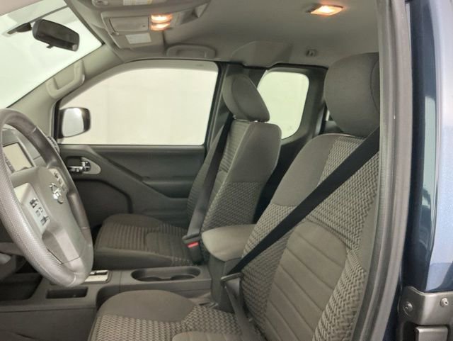 Used 2019 Nissan Frontier SV AWD/4WD image 11