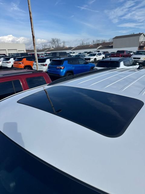 Used 2023 Dodge Durango GT image 5