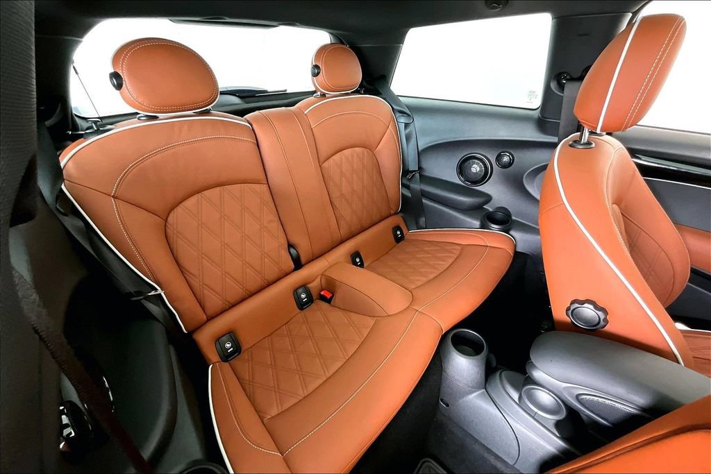Used 2024 MINI Cooper SE w/ Signature Upholstery Package FWD image 35
