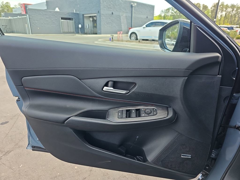 New 2026 Nissan Sentra SR w/ SR Premium Package FWD image 29