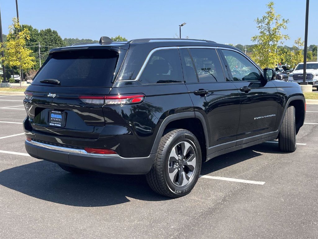 Used 2024 Jeep Grand Cherokee Limited 4xe AWD/4WD image 3