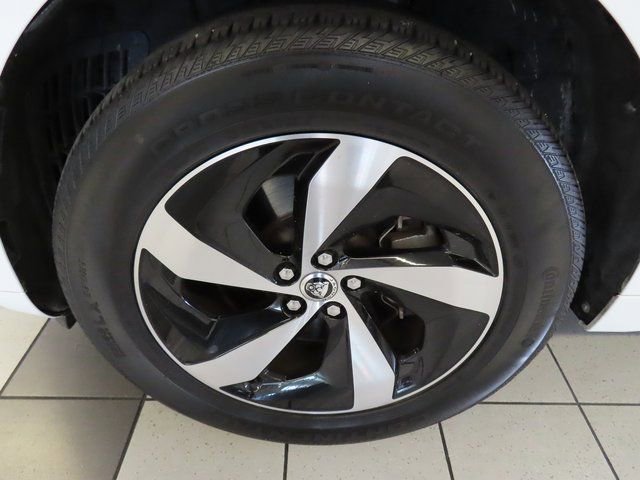 Used 2024 Jaguar F-PACE R-Dynamic S image 16