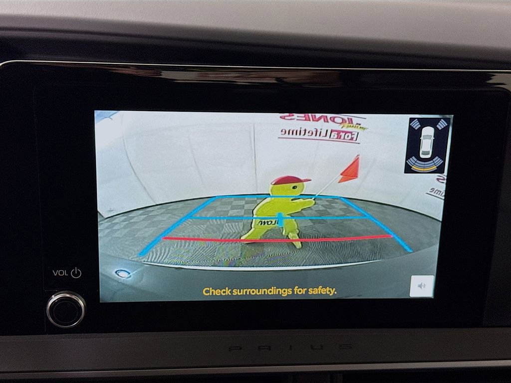 Used 2026 Toyota Prius LE image 5