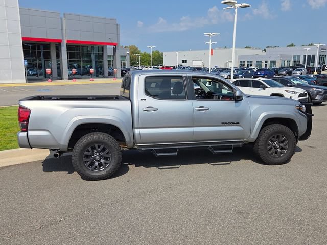Used 2023 Toyota Tacoma SR5 w/ Technology Package AWD/4WD image 14