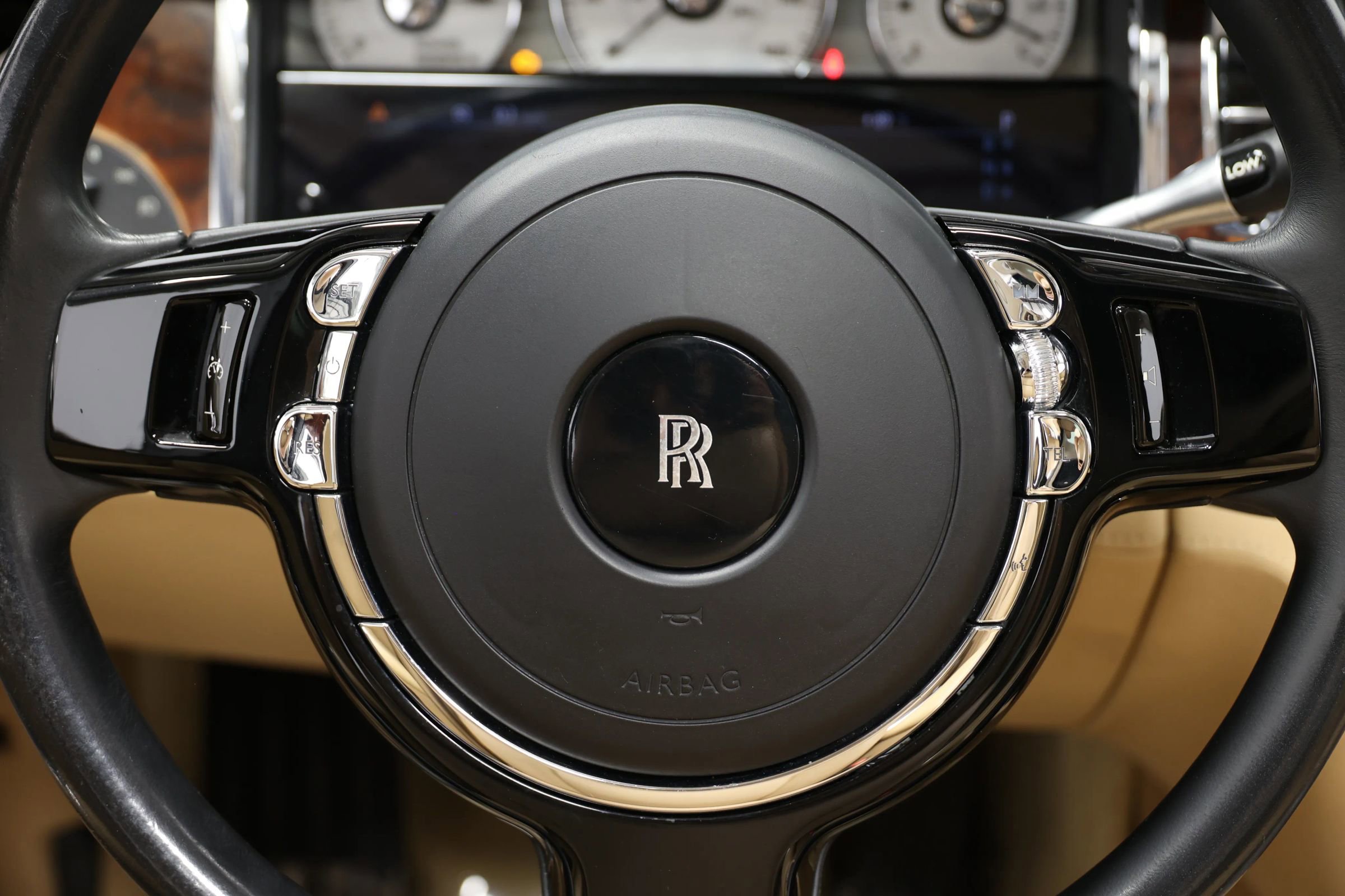 Used 2010 Rolls-Royce Ghost RWD image 23