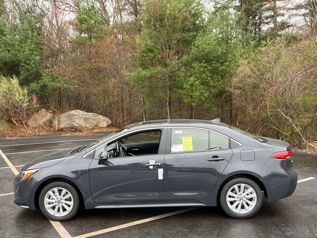 New 2026 Toyota Corolla XLE image 2