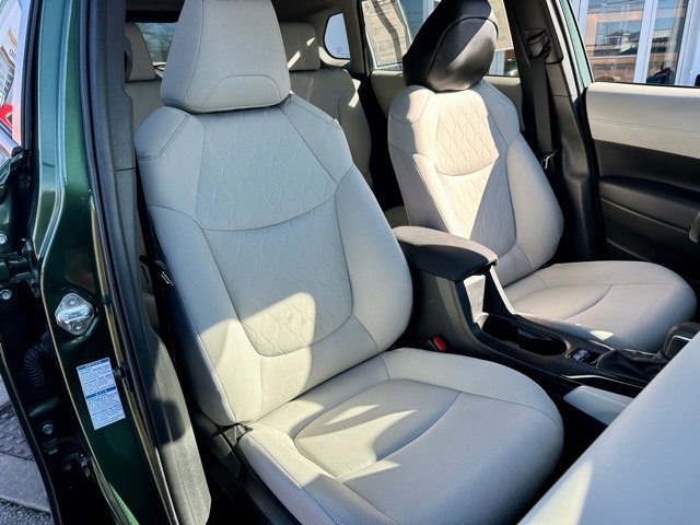 Used 2022 Toyota Corolla Cross LE image 22