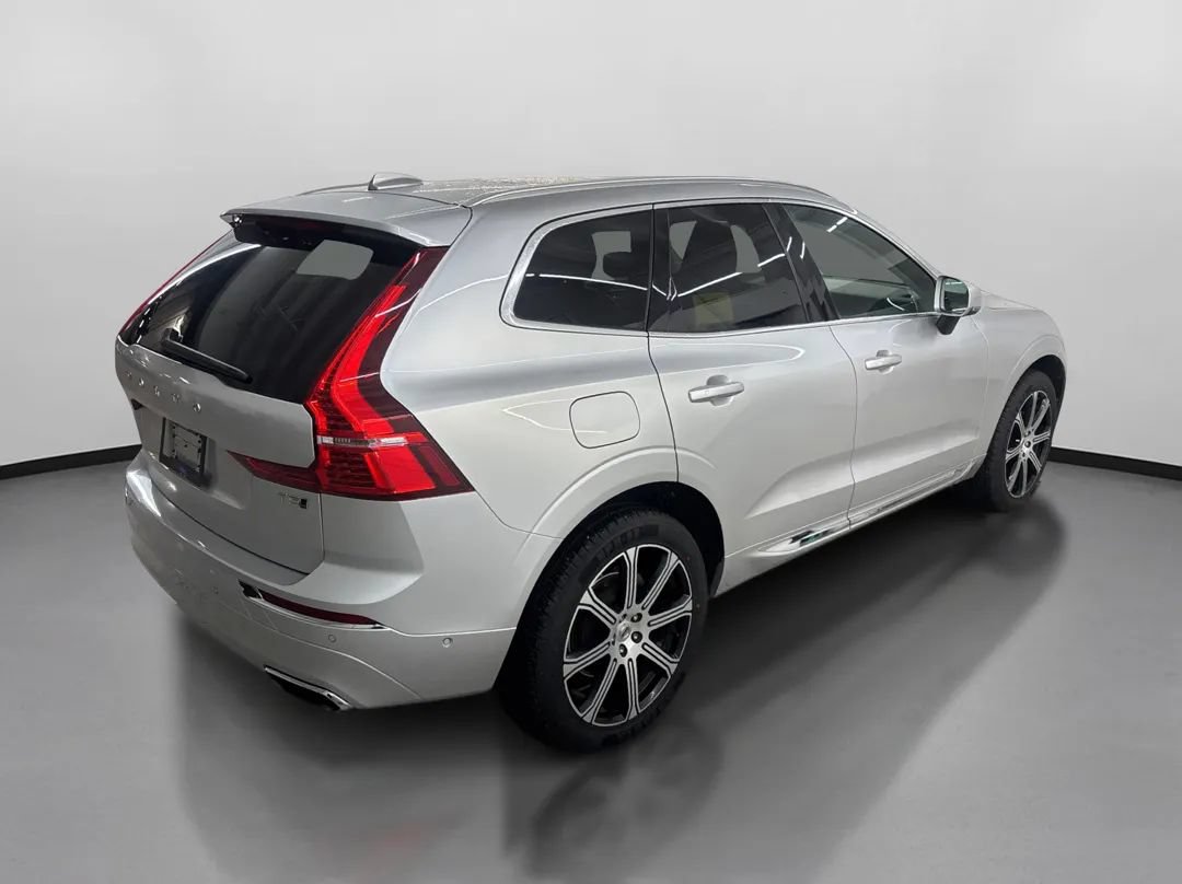 Used 2021 Volvo XC60 T5 Inscription w/ Protection Package AWD/4WD image 10