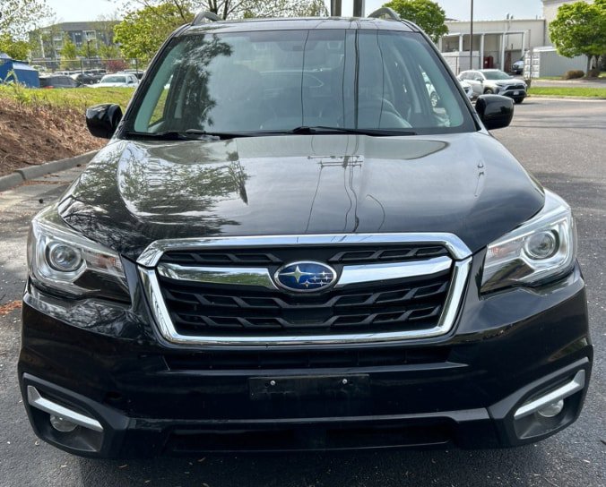 Used 2017 Subaru Forester 2.5i Limited image 2