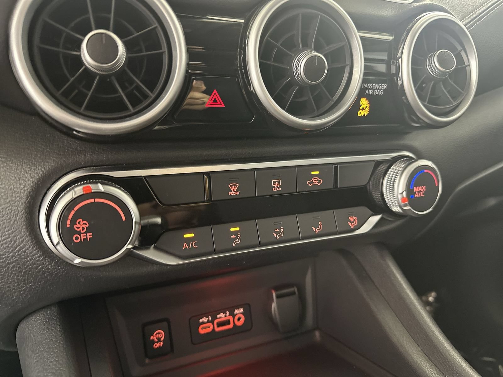 Certified 2024 Nissan Sentra SV FWD image 19