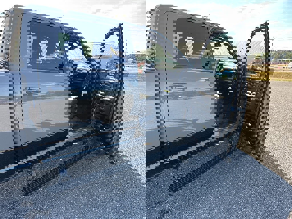 New 2026 RAM 2500 Rebel w/ Rebel Level 2 Equipment Group image 18