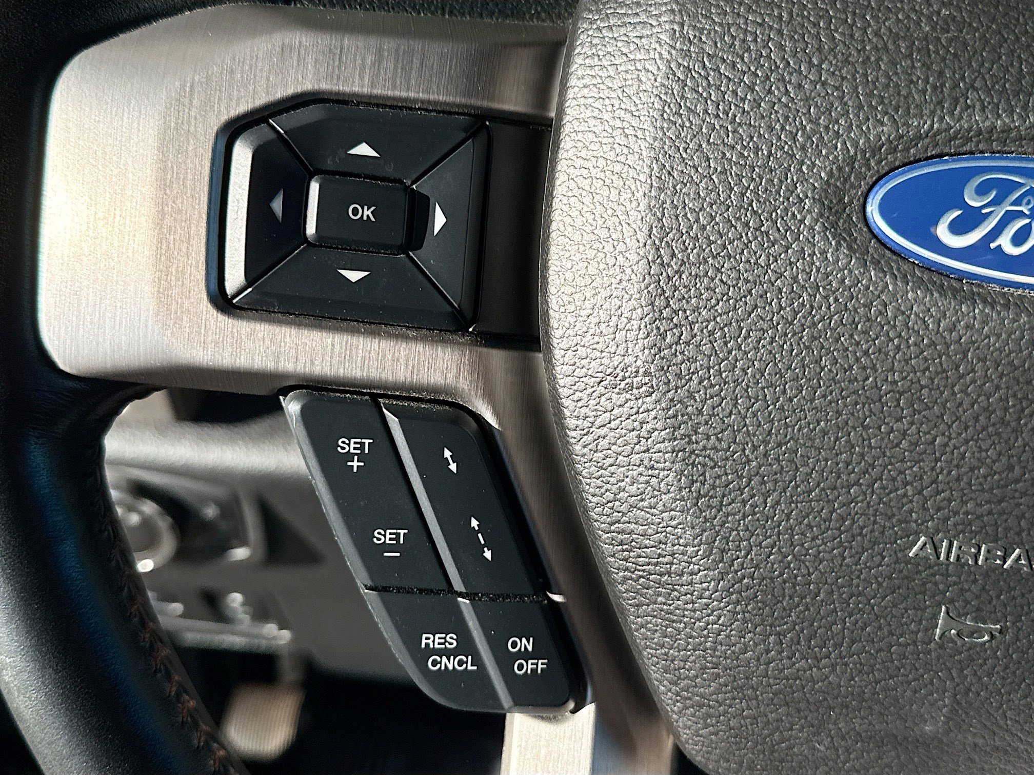 Used 2020 Ford F350 Platinum w/ Snow Plow Prep Package image 14