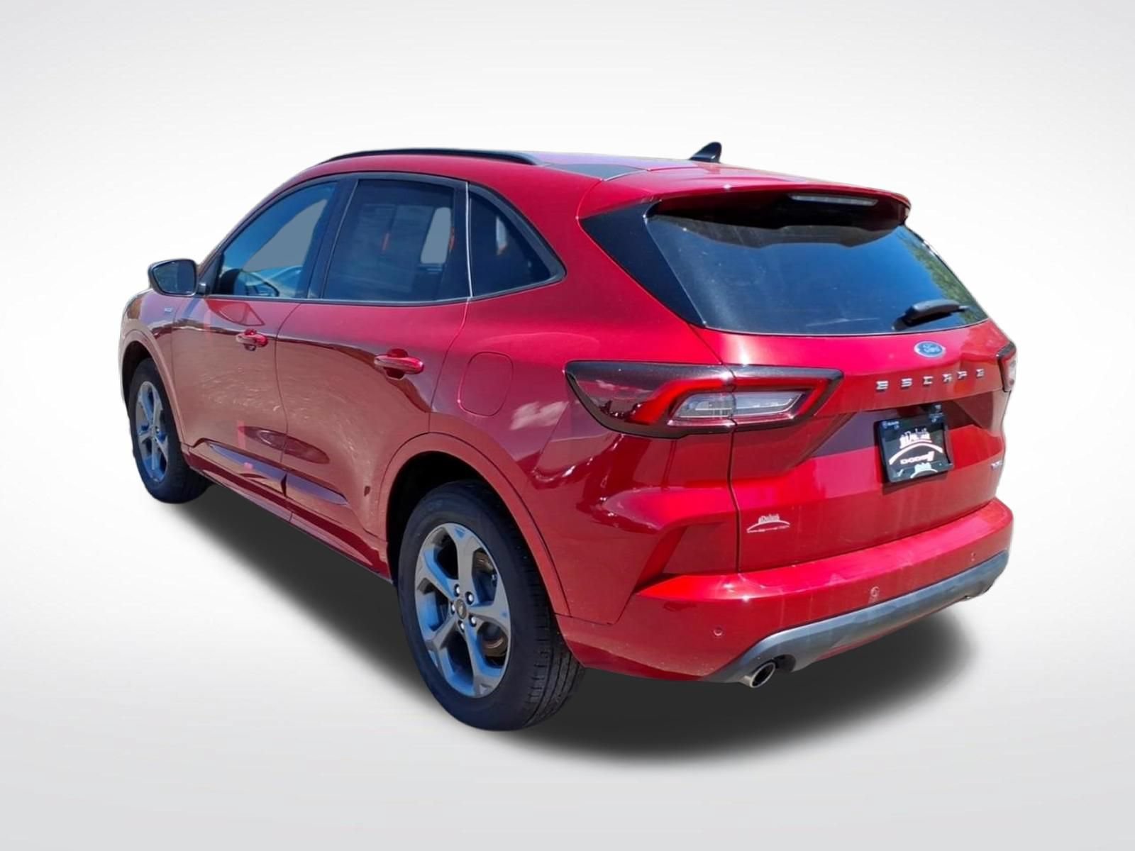 Used 2024 Ford Escape ST-Line w/ Tech Pack #1 AWD/4WD image 3