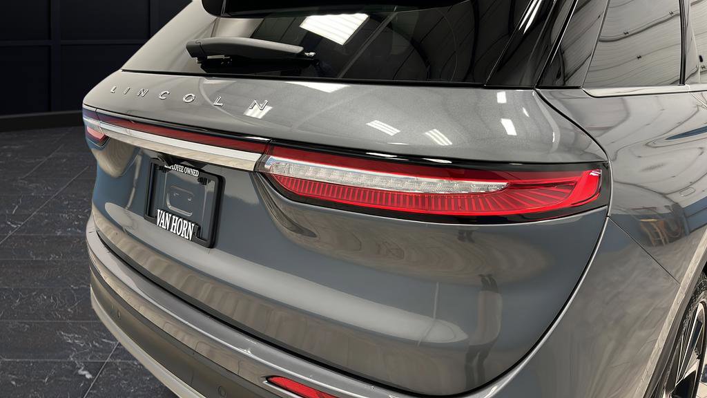 Used 2025 Lincoln Corsair Reserve AWD/4WD image 38