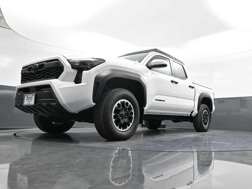New 2024 Toyota Tacoma TRD Off-Road image 23