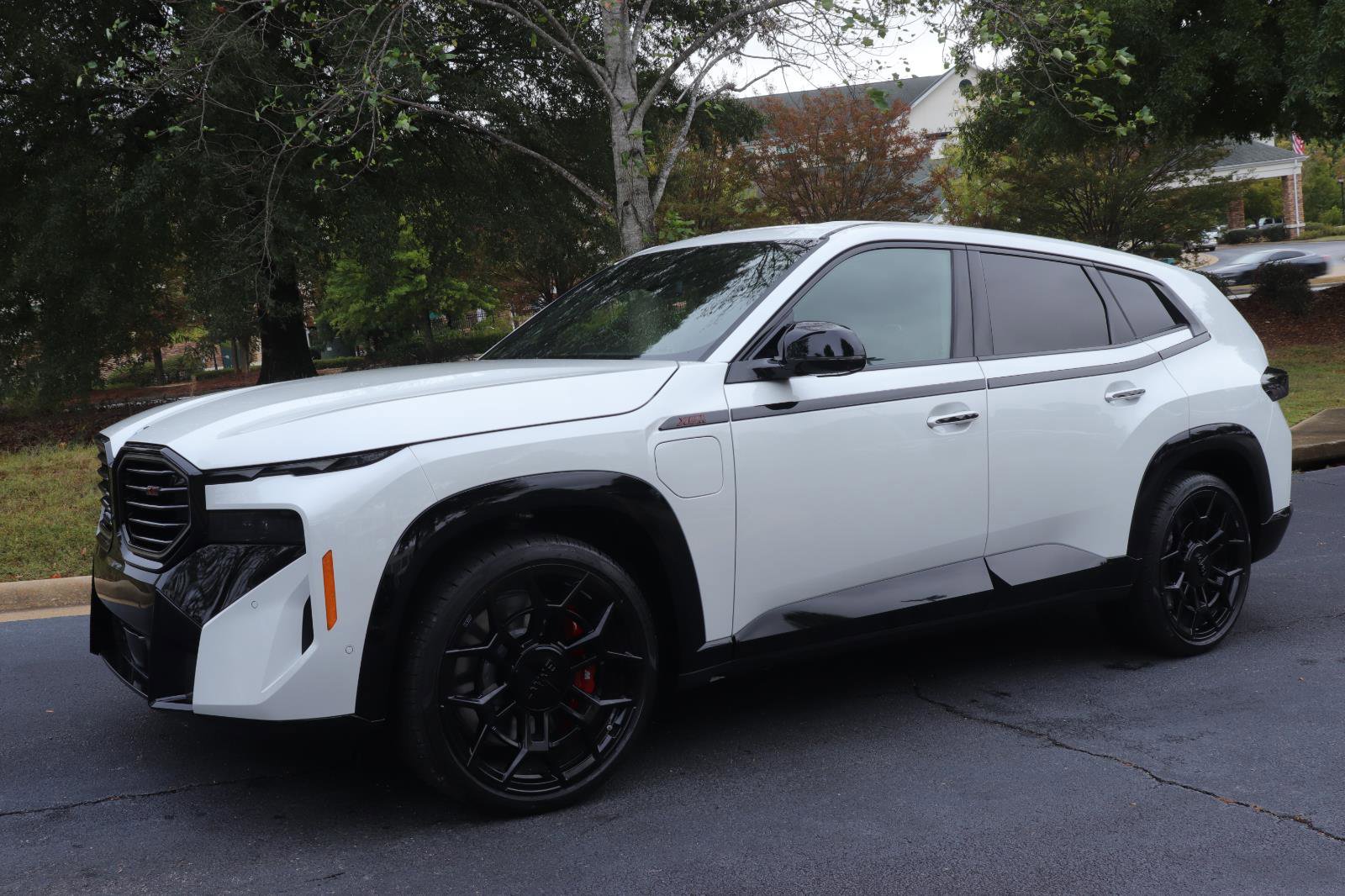 New 2026 BMW XM Label Red w/ M Driver's Package image 4