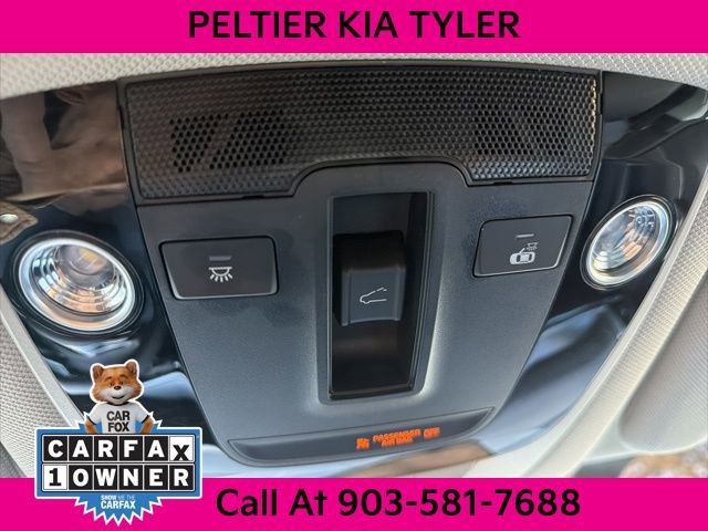 Certified 2025 Kia Sorento EX w/ Panoramic Sunroof Package image 23