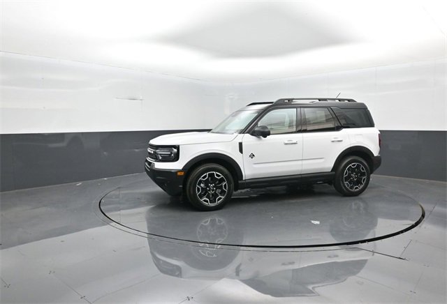 New 2025 Ford Bronco Sport Outer Banks w/ Outer Banks Tech Package+ image 4