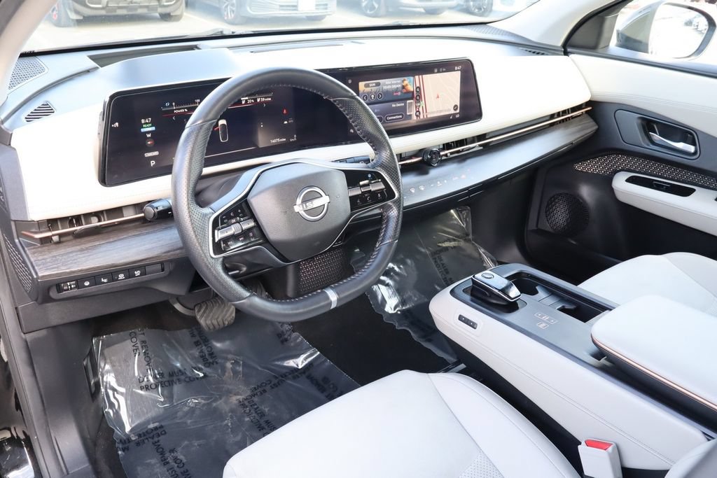 Used 2023 Nissan Ariya FWD image 16