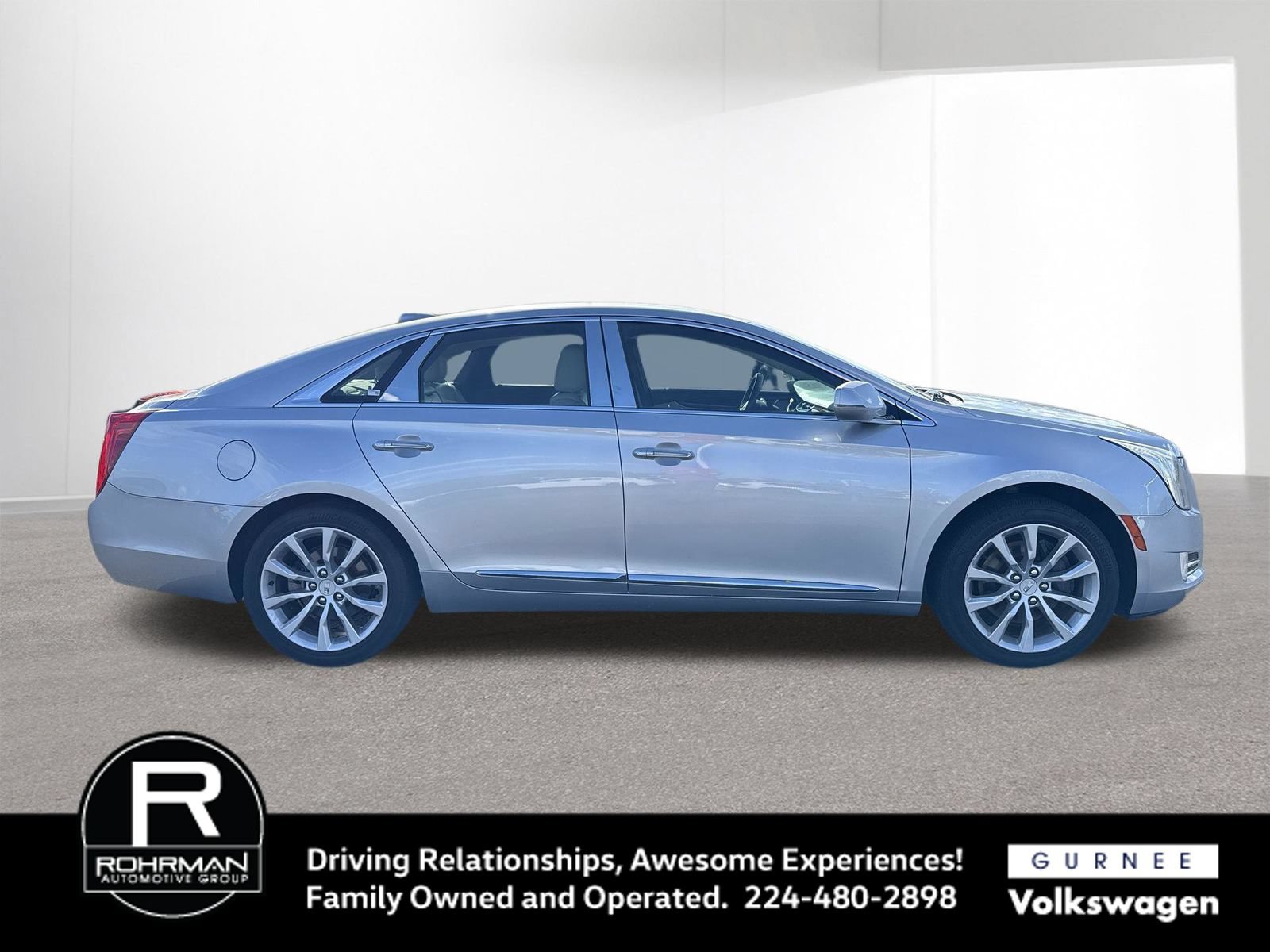 Used 2016 Cadillac XTS Luxury w/ Driver Awareness Package AWD/4WD image 10