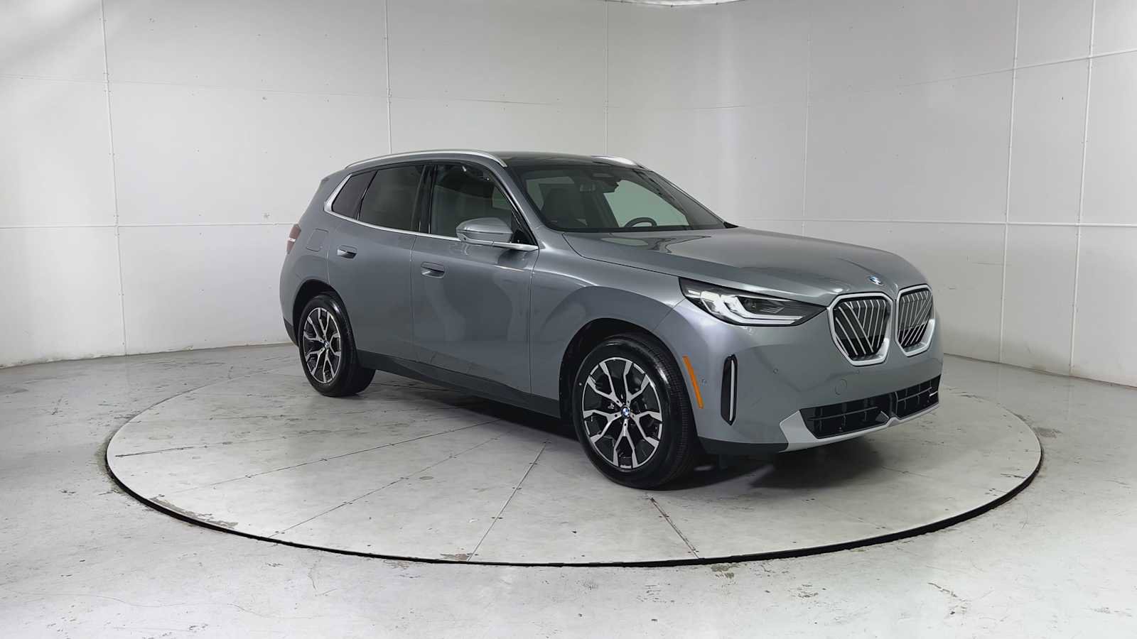 New 2026 BMW X3 xDrive30 w/ Premium Package image 8