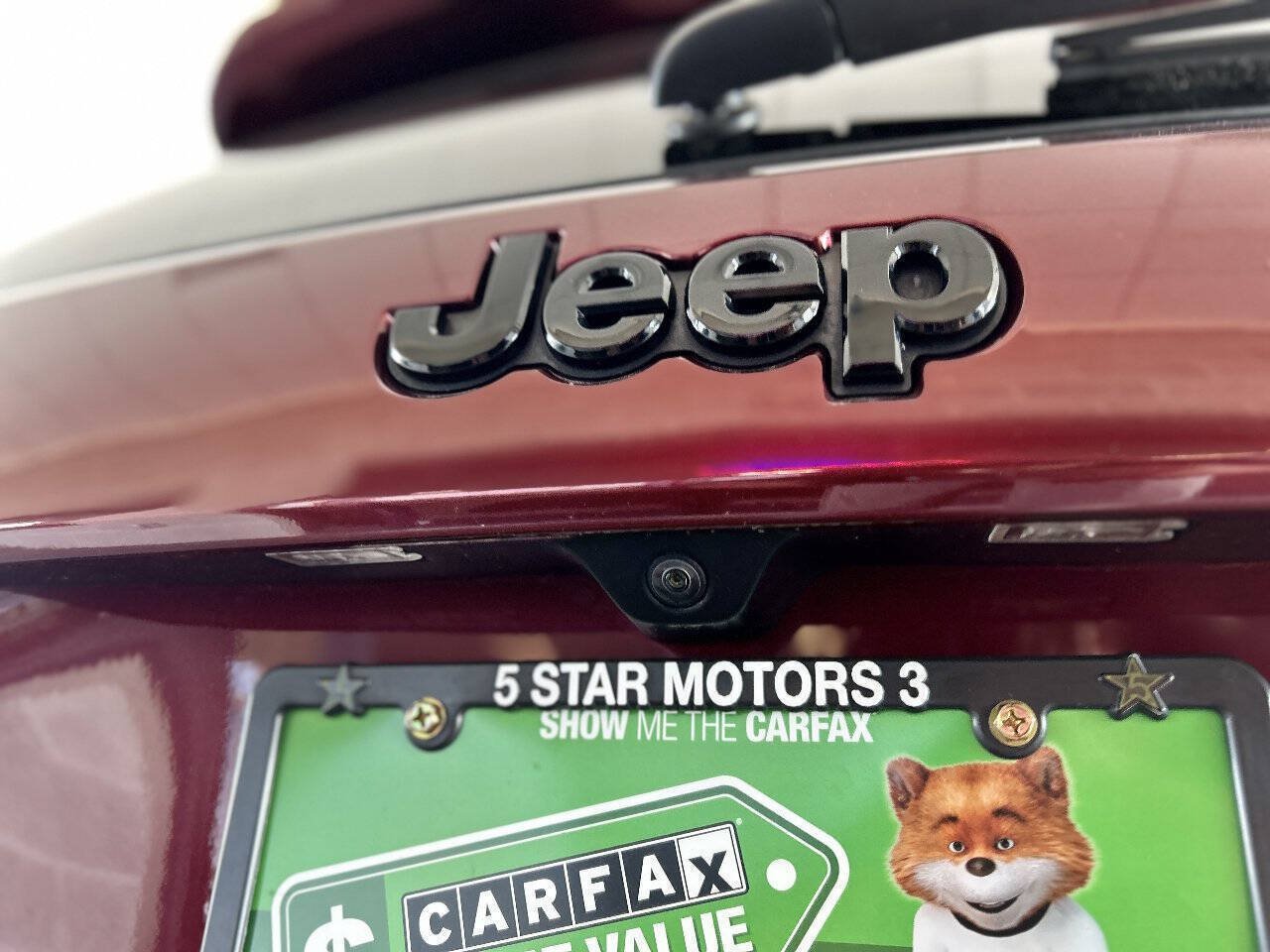 Used 2019 Jeep Grand Cherokee Altitude AWD/4WD image 16