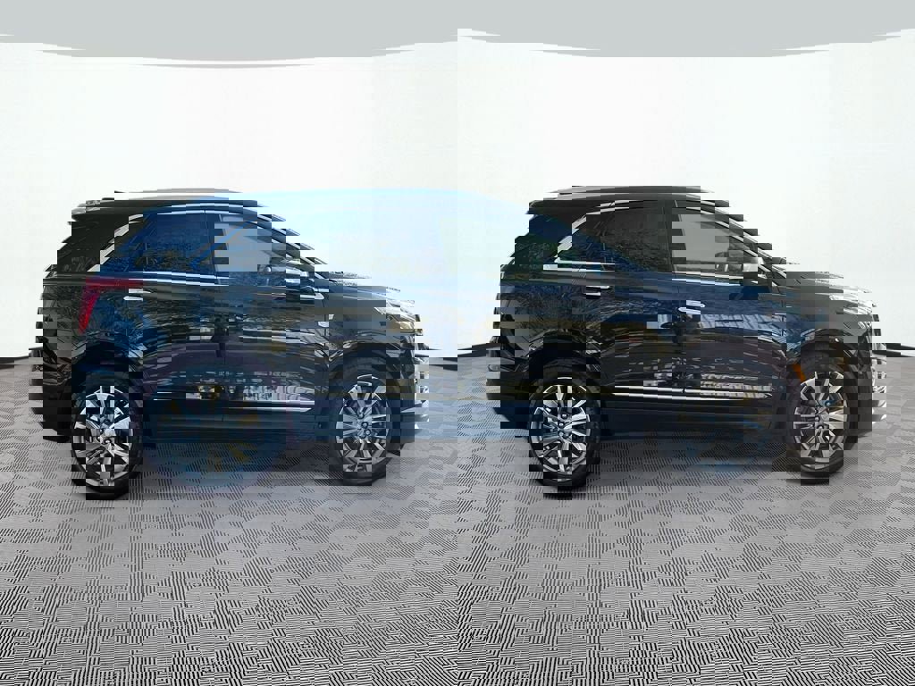 New 2025 Cadillac XT5 Premium Luxury w/ Technology Package image 4