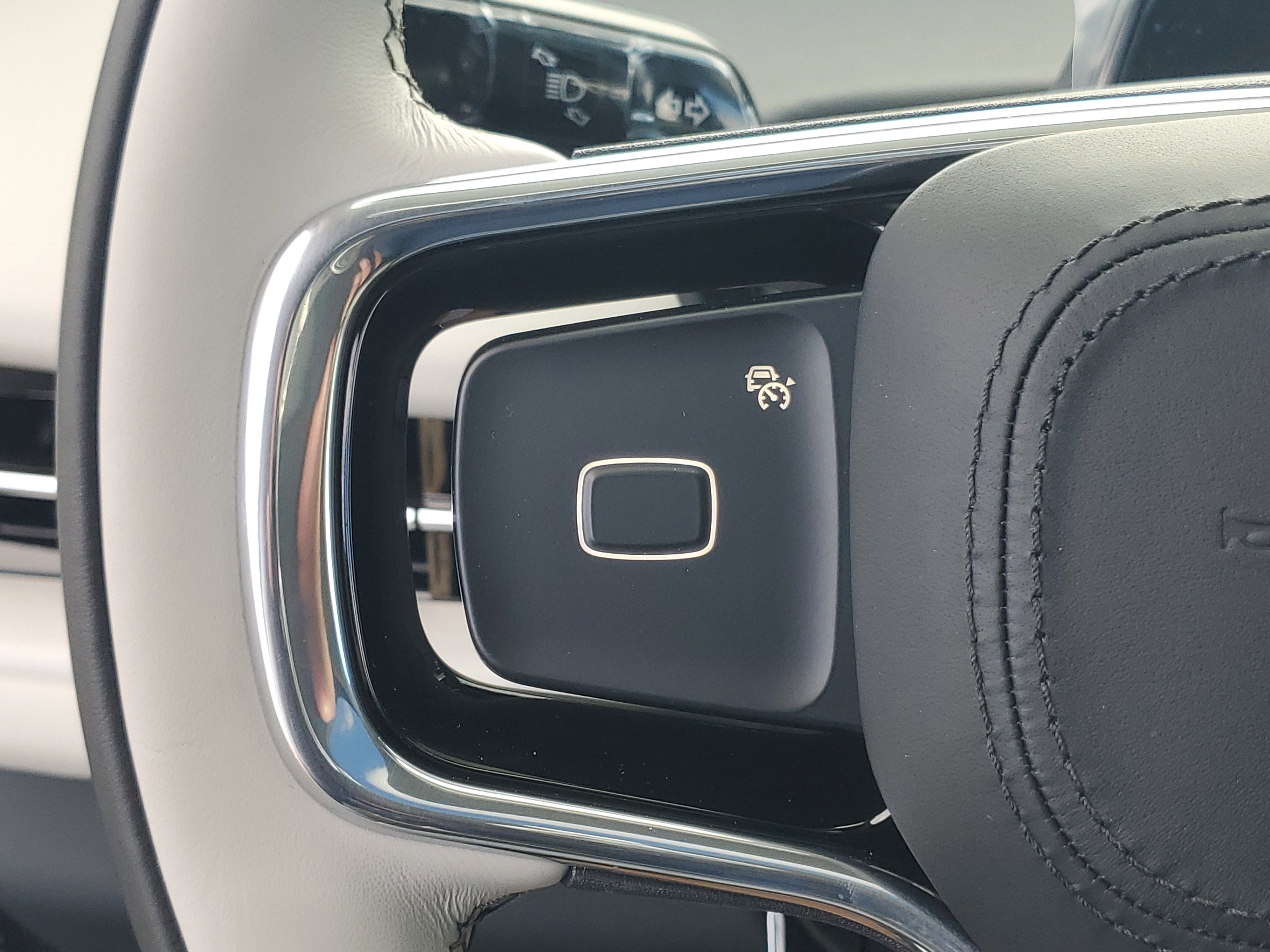 New 2025 Lincoln Navigator Reserve image 17