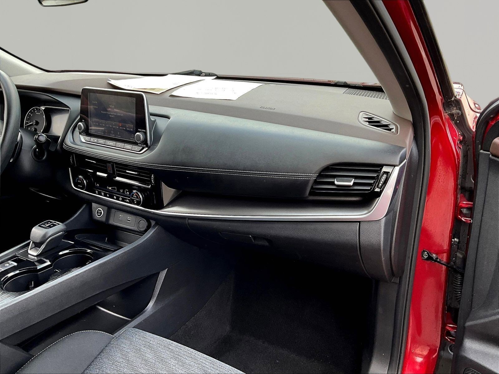 Certified 2022 Nissan Rogue SV AWD/4WD image 26