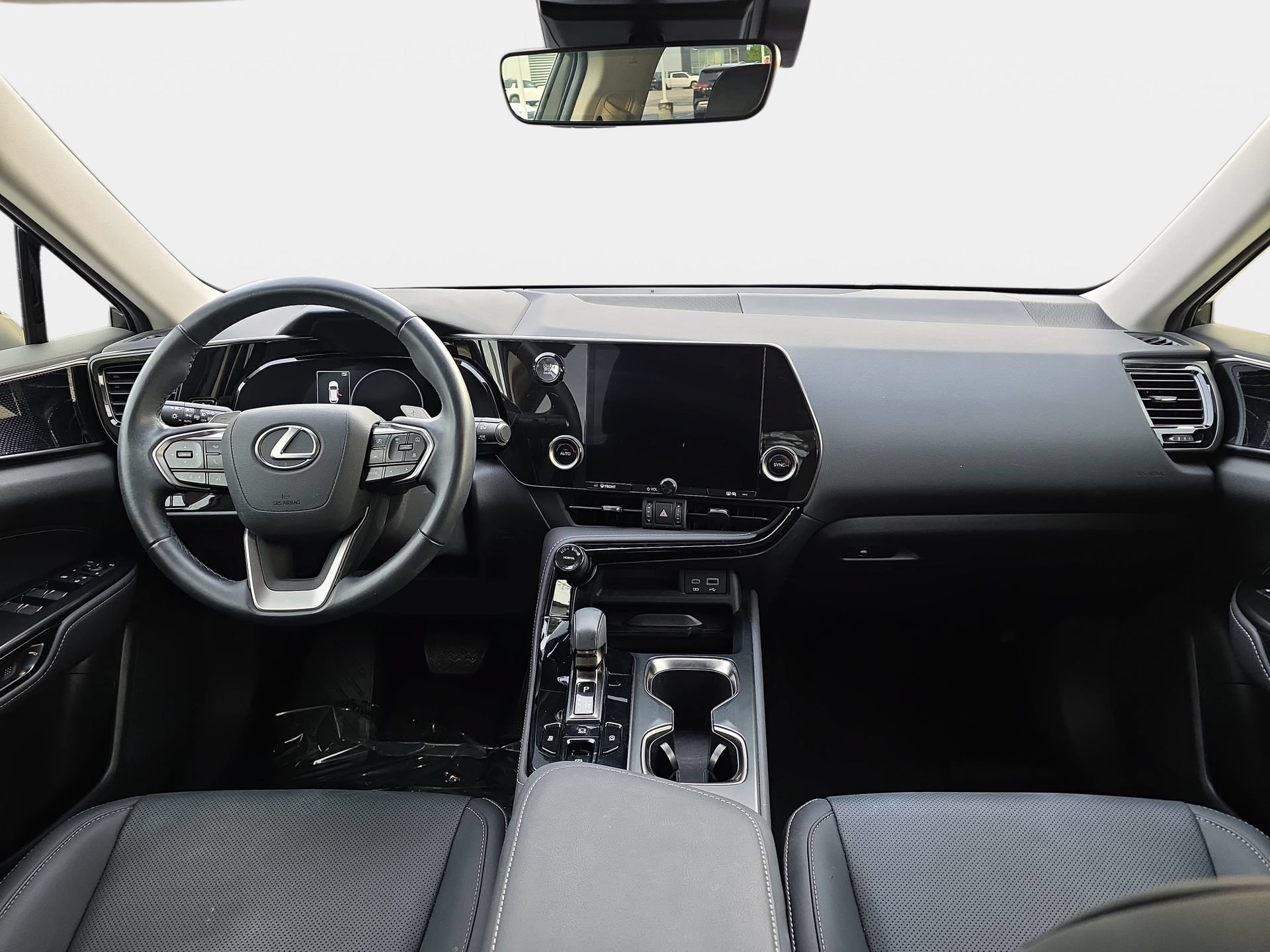 Used 2025 Lexus NX 250 FWD image 9